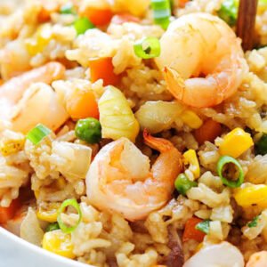 Riz sauté aux crevettes